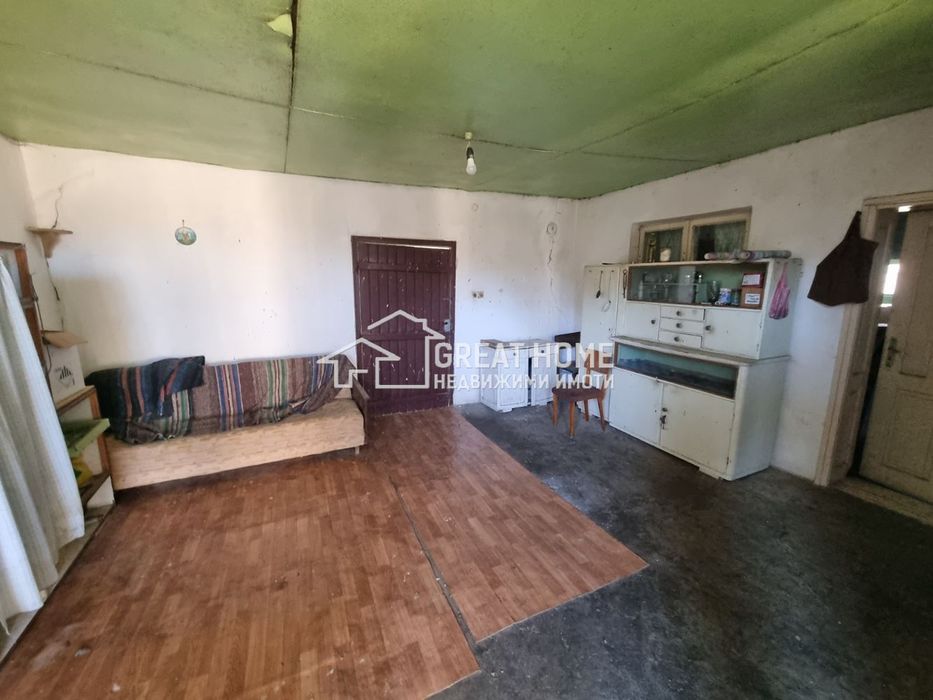 Продава се Къща в с. Певец, Област Търговище - 100 кв.м за 230 €/кв.м - Снимка #2