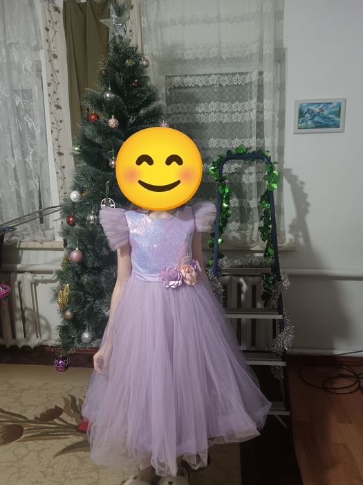 Продам платья на утренники