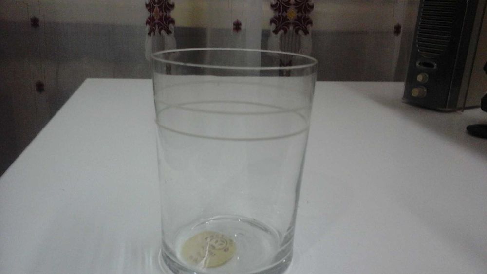 Стаканы стеклянные.