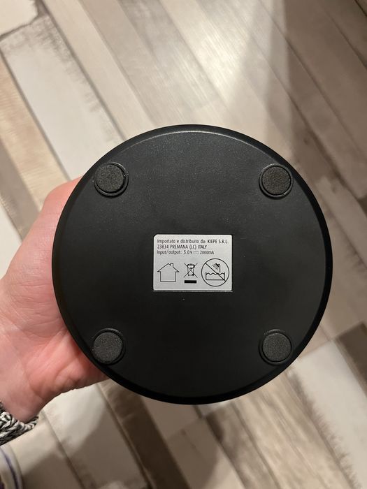 Stand/suport incarcare compatibil cu masini de tuns profesionale Kiepe