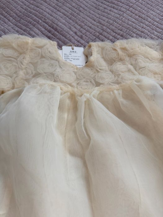 Нарядное детское платье, новое с этикеткой (на 1 год)