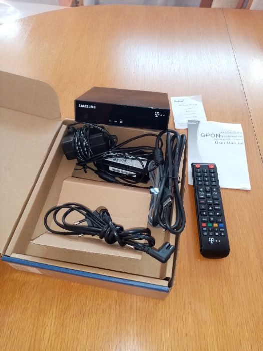 ricever samsung +antena parabolica + ruter romtelecom noi in cutie