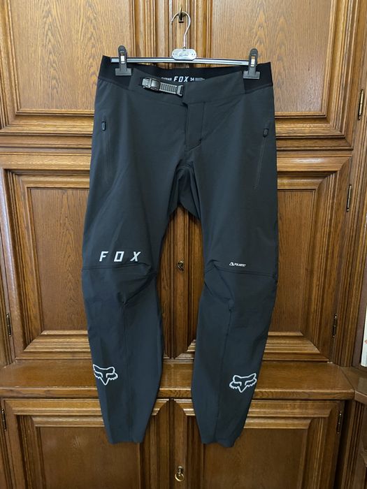 Vând pantalon FOX Flexair 34