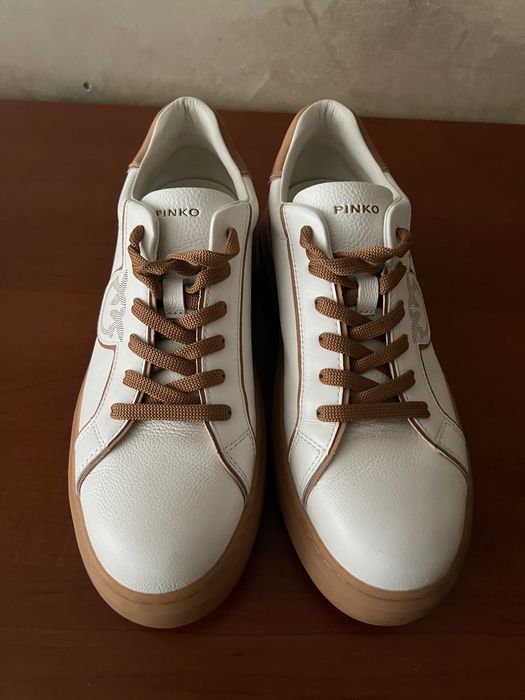 Маратонки  Pinko