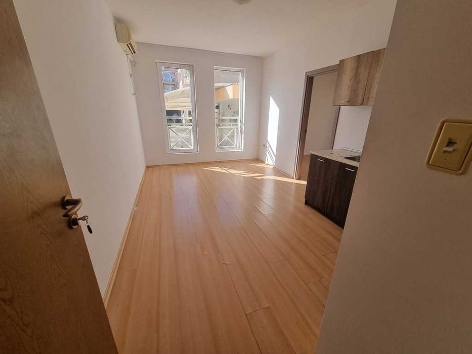 Продава се Двустаен апартамент в к.к. Слънчев бряг - 41 кв.м за 1110 €/кв.м - Снимка #1