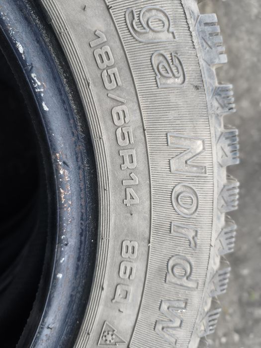 Продам зимние шины r14