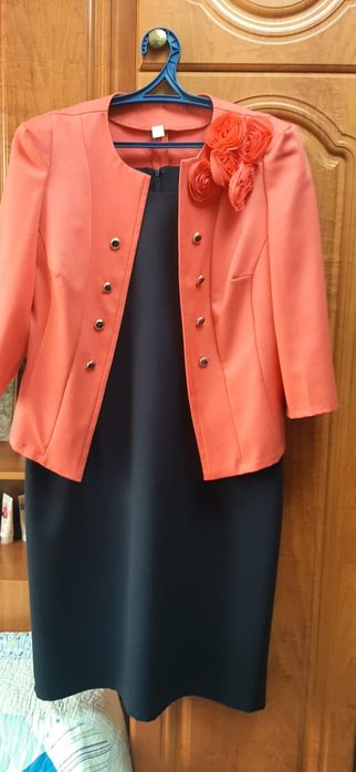 Продам платье в отличном состоянии