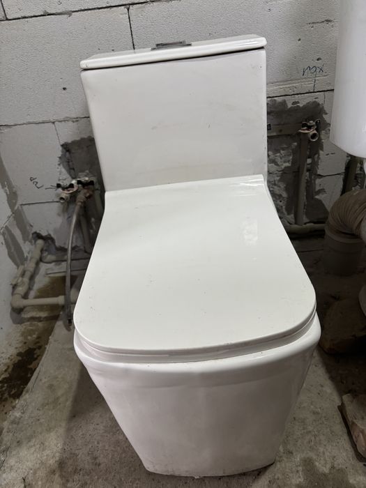 Продам унитаз б/у