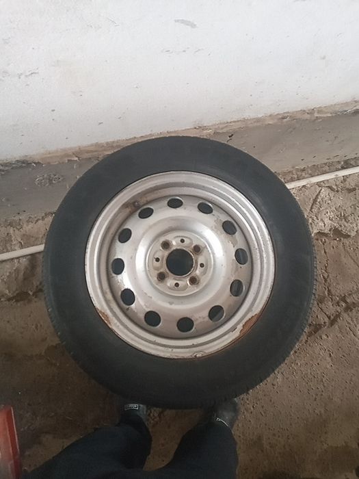 Лада диска R14 шинаси билан