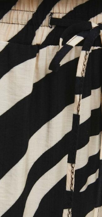 Compleu  Answear Lab