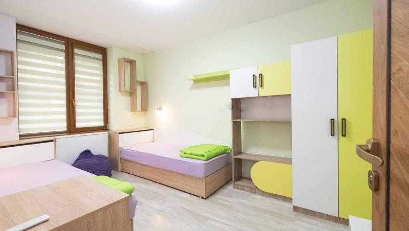 Тристаен апартамент в Центъра