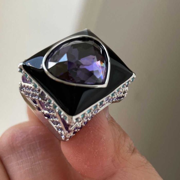 Swarovski пръстен 52 размер