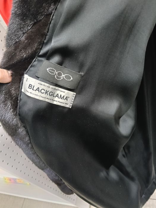 Продам шубу норковую.