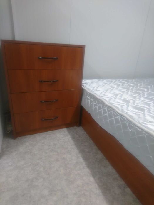 Спалня Легло с матрак и повдигащ механизъм 130-190 + скрин