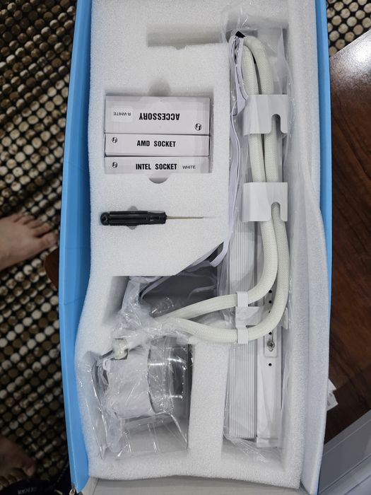 Lian Li Hydroshift II LCD-C 360CL