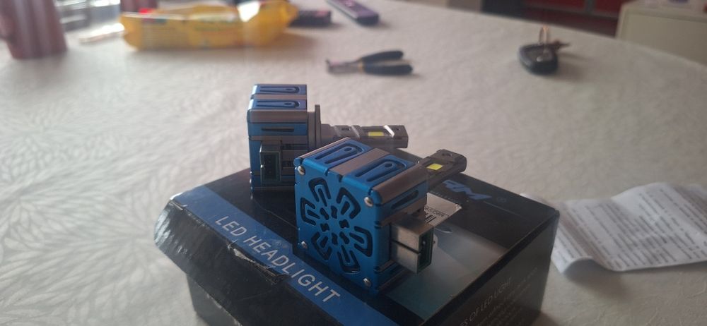 Лед крушки D серия – ярка светлина и надеждност за вашия автомобил!