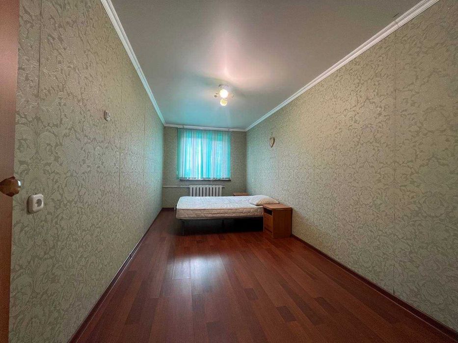 Продаётся 2х, в хорошем районе, 6 мкр, Панельный дом