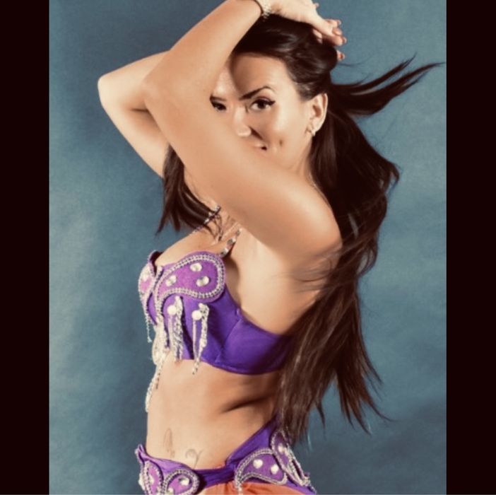 Dansatoare orientala (bellydance)