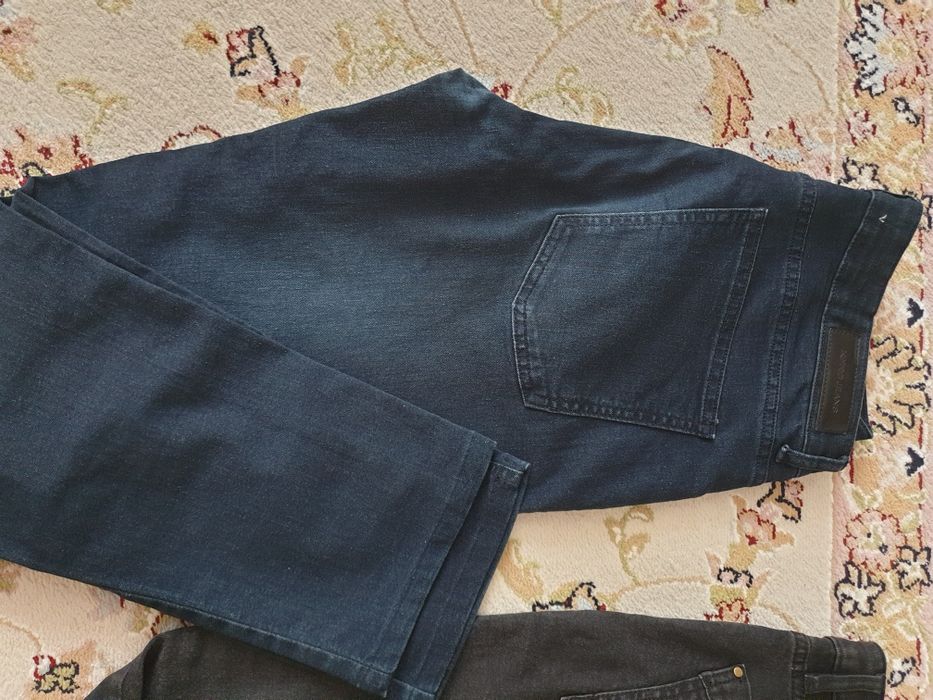 Продам мужские джинсы