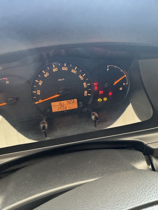 Tayota Mikroavftobus 2 Штук