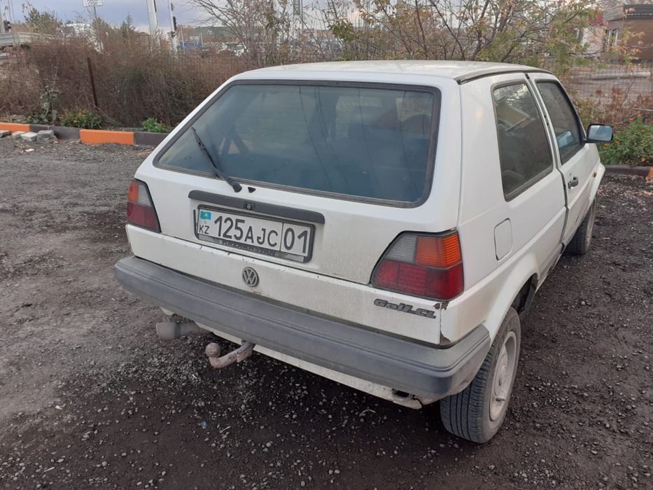 Продам раритетного немца гольф 2