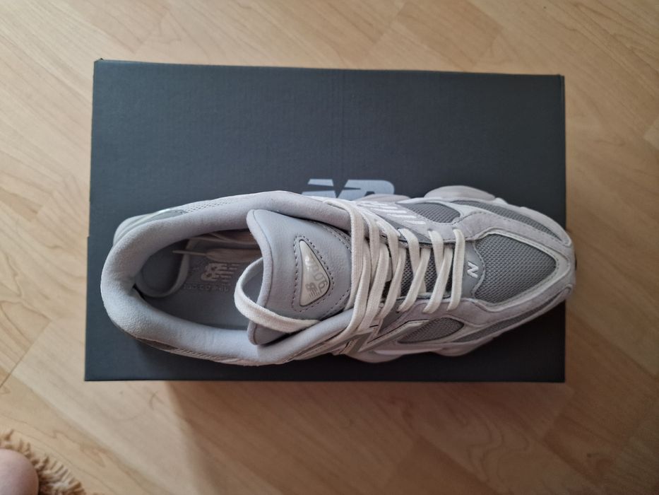 New balance 9060