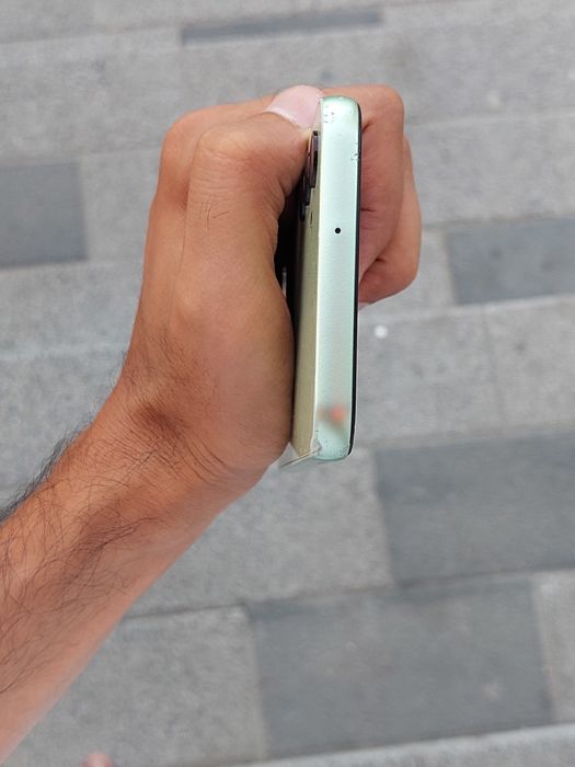 Samsung A24 128GB srochni sotiladi