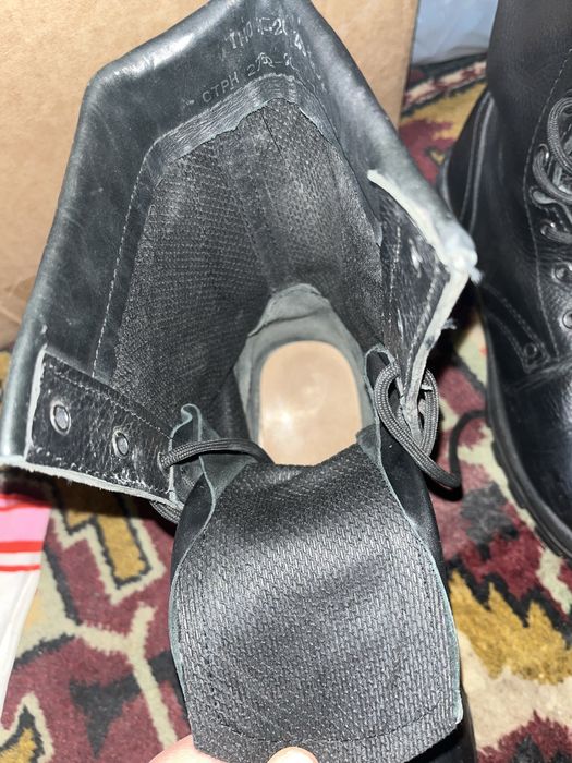 Срочно породам  берцы