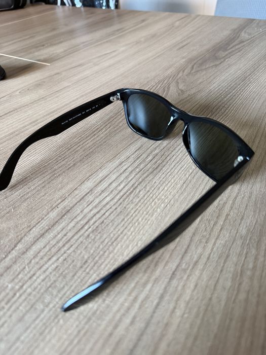 Оригинални очила Ray-Ban New Wayfarer RB 2132 (58mm) – Без драскотини, като нови