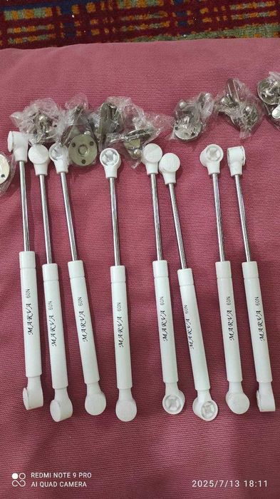 Продаю мебельные газлифты 60Н, 265 мм, 8 штук, б/у