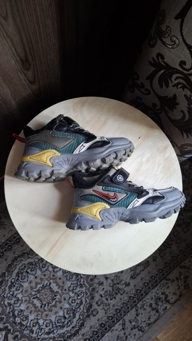 Кроссовки утепленные на мальчика ортопедические