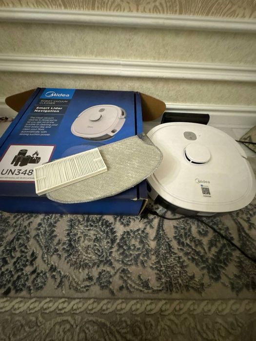 Media Robot Vacuum