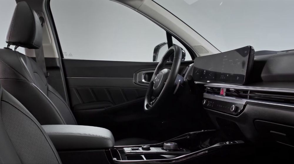 Kia Sorento 3.5 л. черный 13500 км пробег 2024 г.в. 7-местный фул