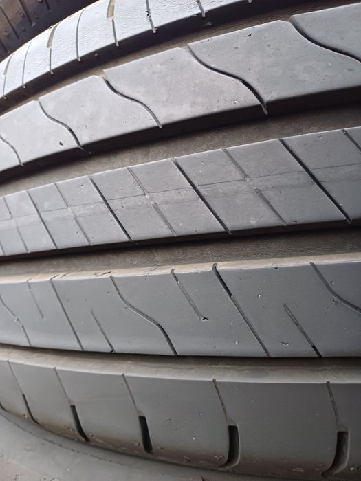 Гуми 215/65/17 Гудиар