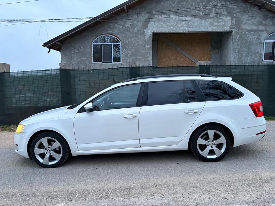 SKODA Octavia 2015 — imagine 3