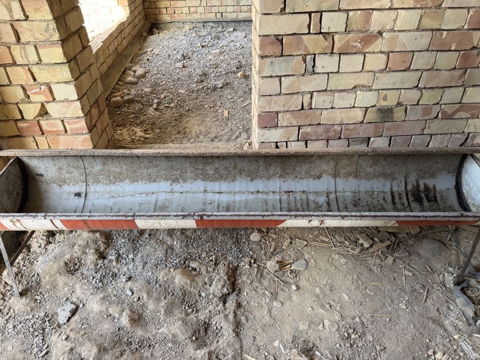 Койларга охур сотилади.