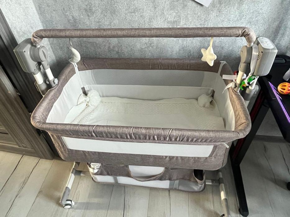 Продам детскую кроватку