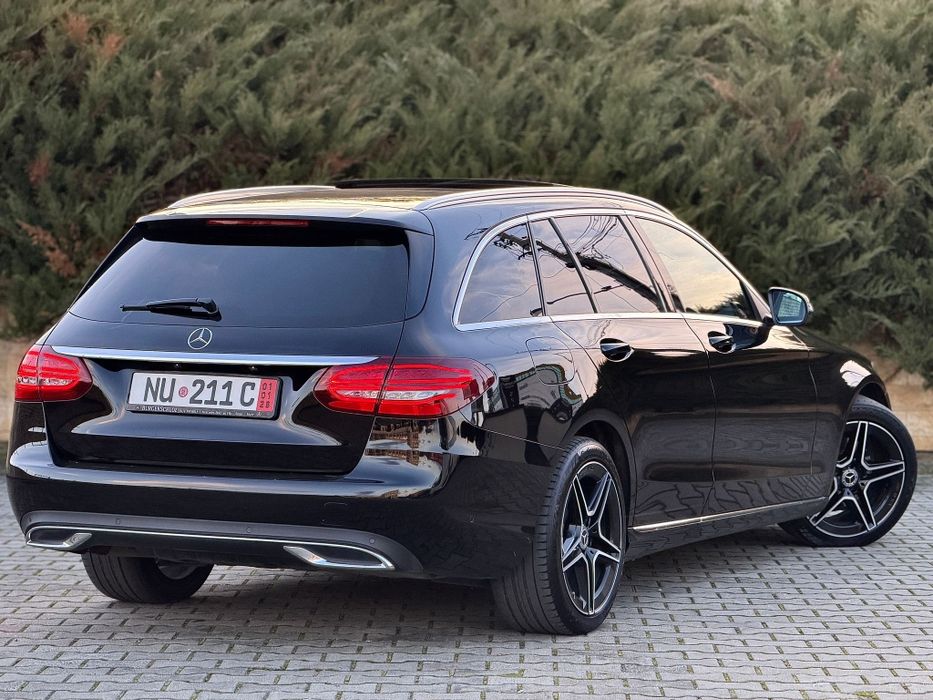 Mercedes Benz C200|Euro6| AMG |Panoramic|Bi-Led|Burmaster|9Gtronic