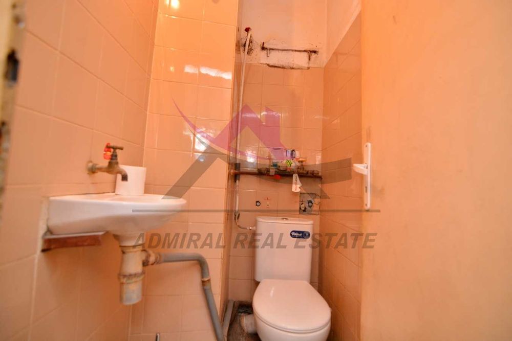 Продава се Тристаен апартамент в Варна, Възраждане 4 - 85 кв.м за 1059 €/кв.м - Снимка #4