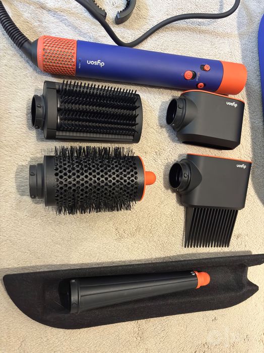 Dyson Airwrap HS08