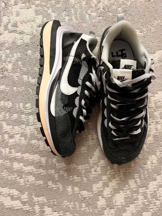 Nike sacai 41 size