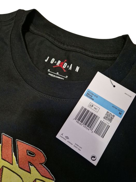 Triocu Jordan NC Comic M