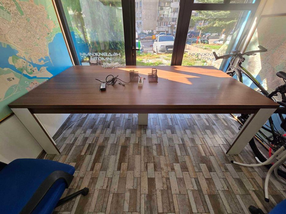 Продавам Маса Трапезна Офис Магазин