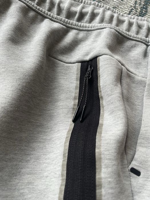 NIKE Tech Fleece : размер М / Оригинал