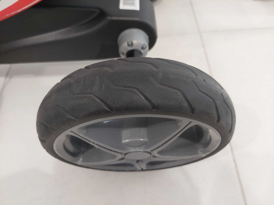 Cart cu pedale Ferrari