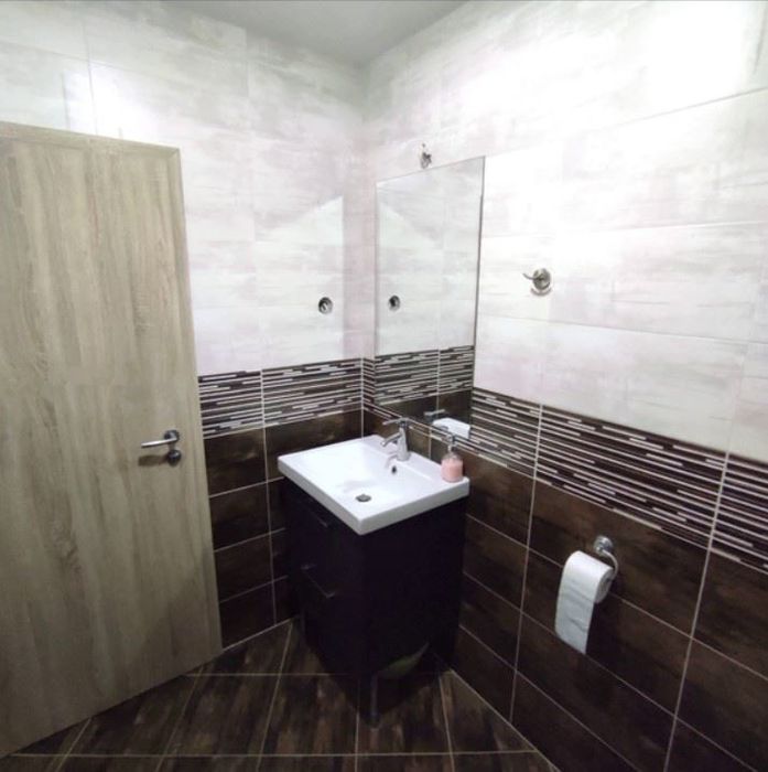 Дава се под наем Тристаен апартамент в София, Горна баня - 110 кв.м за 597.21 € - Снимка #6