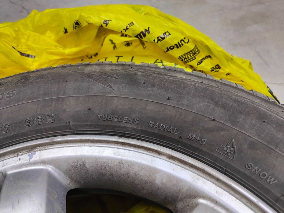 Джанти с гуми 16 цола 215/65R16	6.5Jx16 ET46