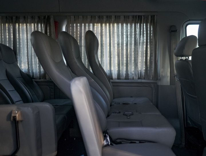 Turizm togʻ sayohat dam olish maskanlari uchun odam tashish hizmati