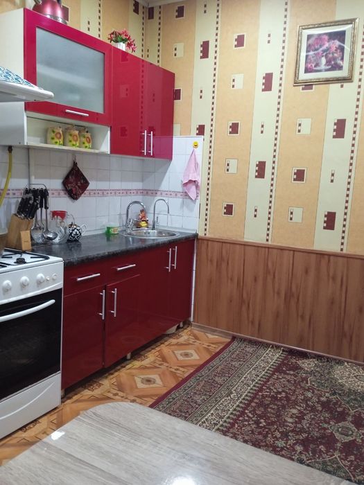 Уй сотилади мебеллари билан