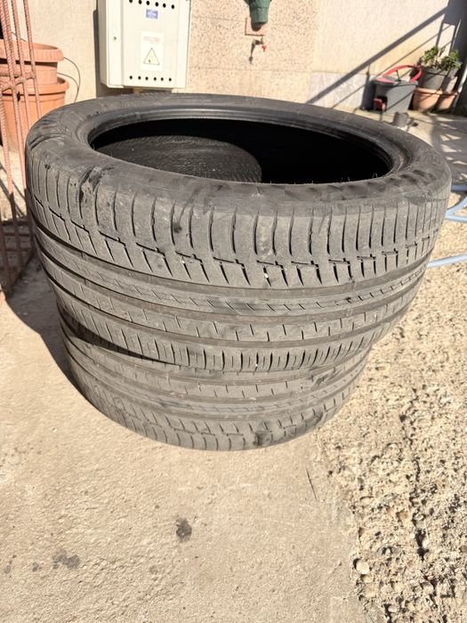 Cauciucuri vara Continental 275/40/21 runflat stare buna